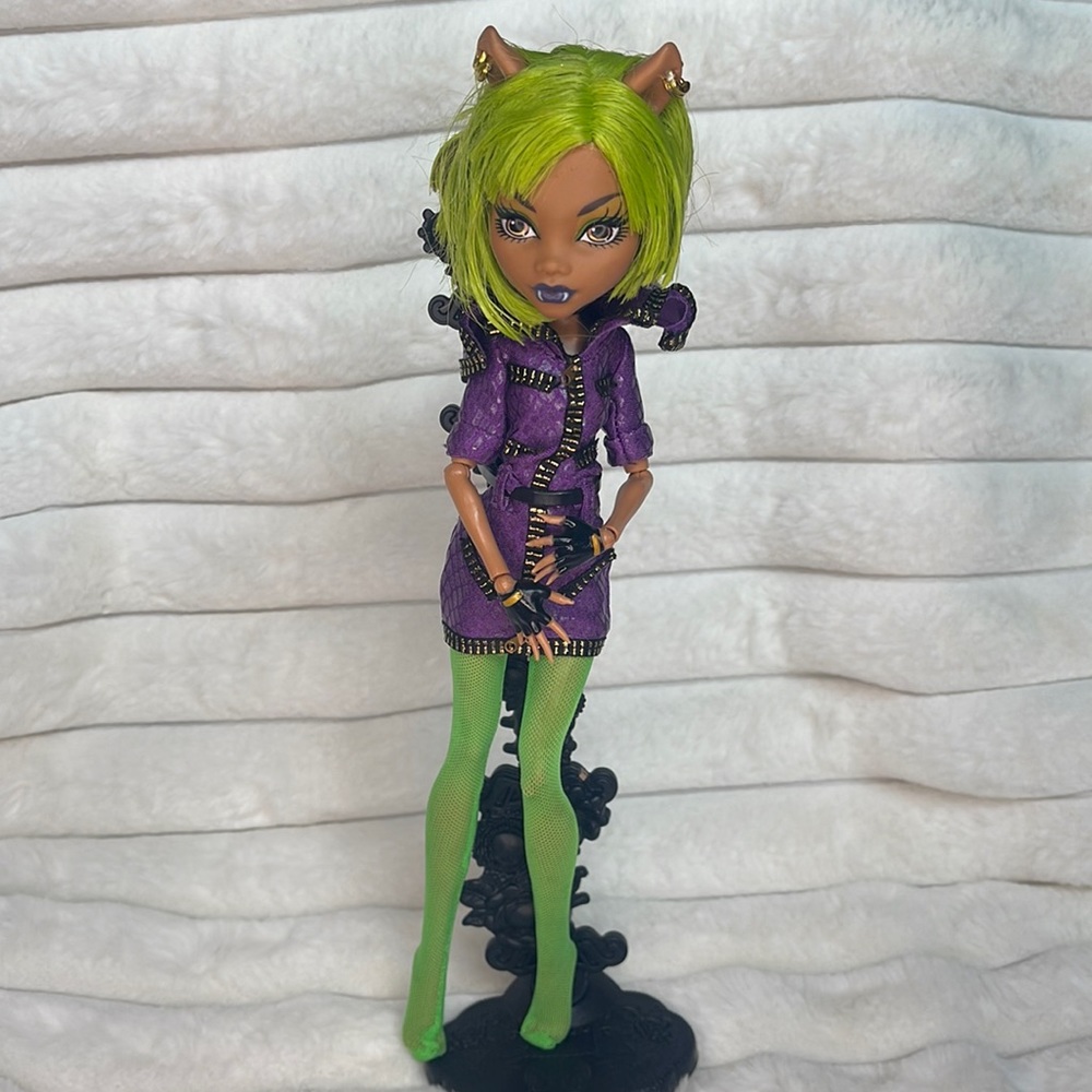 Monster High Dawn of the Dance Clawdeen Wolf